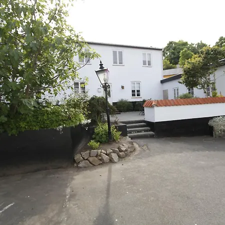 Hotel Therns 2*