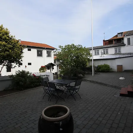 Hotel Therns 2*